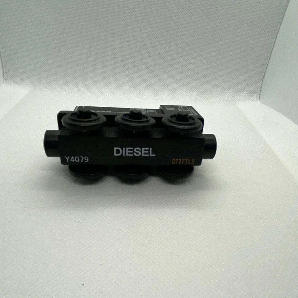 Thomas & Friends Diesel Wooden Railway Toy Train Engine Black Y4079
